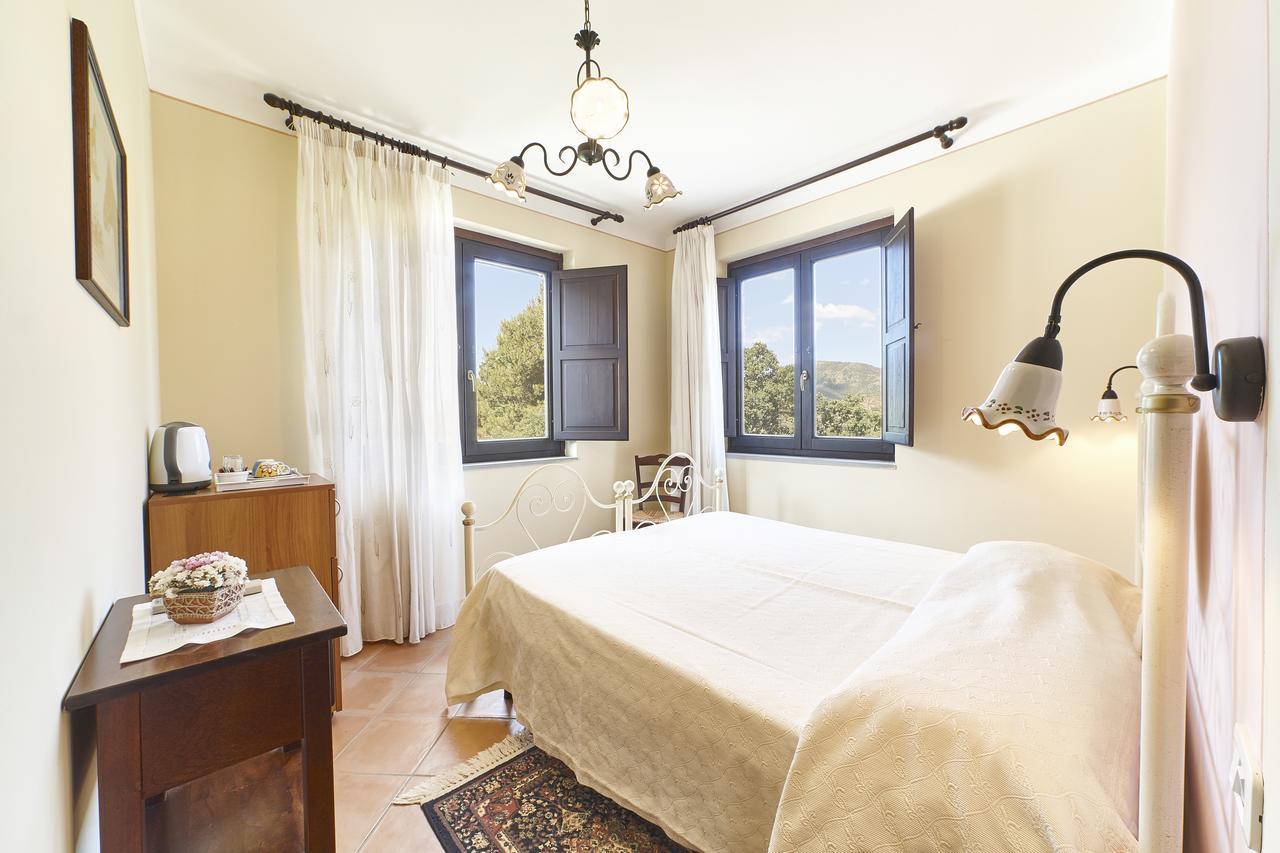 Agriturismo I Moresani カザール・ヴェリーノ エクステリア 写真